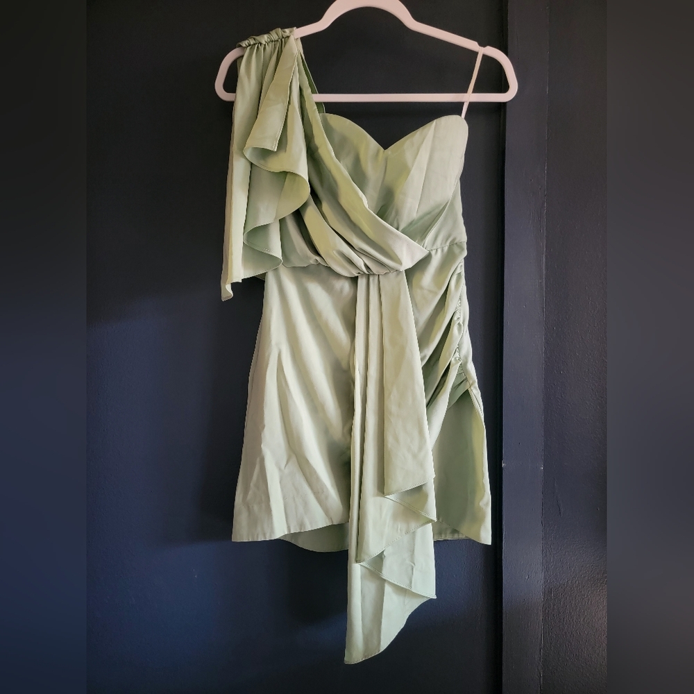 NBD Veroni Mini Dress Mint Green Satin Asymmetrical‎ Hem Drape One Shoulder XXS - Picture 2 of 8